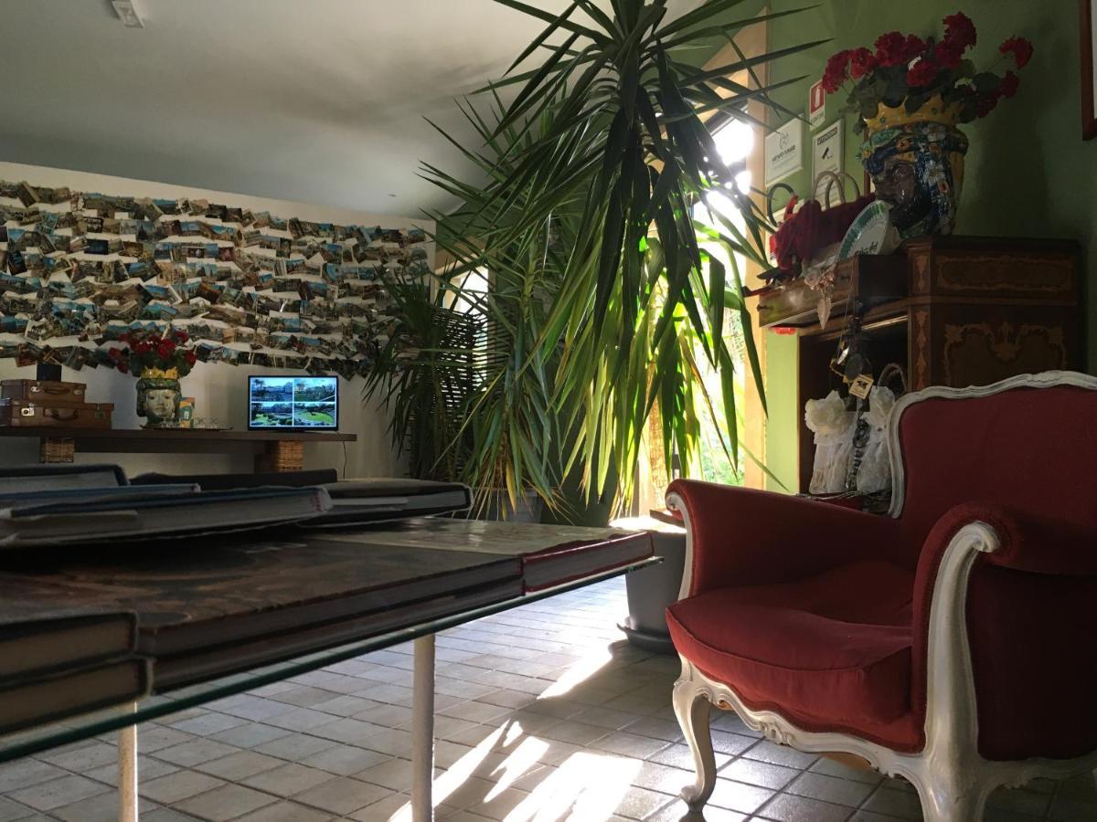 Valle Di Mare Country Resort Фонтане Бианче Екстериор снимка