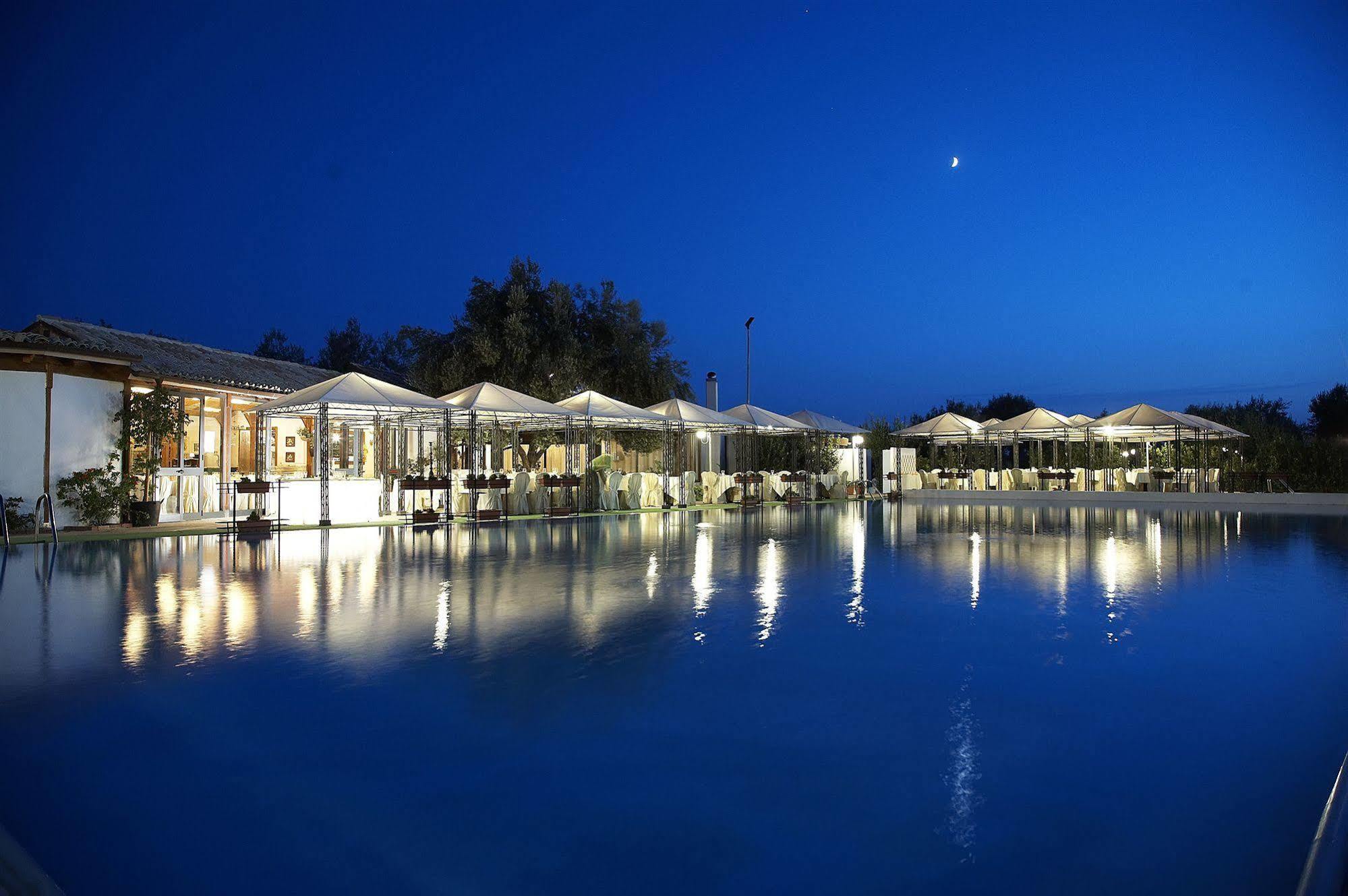 Valle Di Mare Country Resort Фонтане Бианче Екстериор снимка